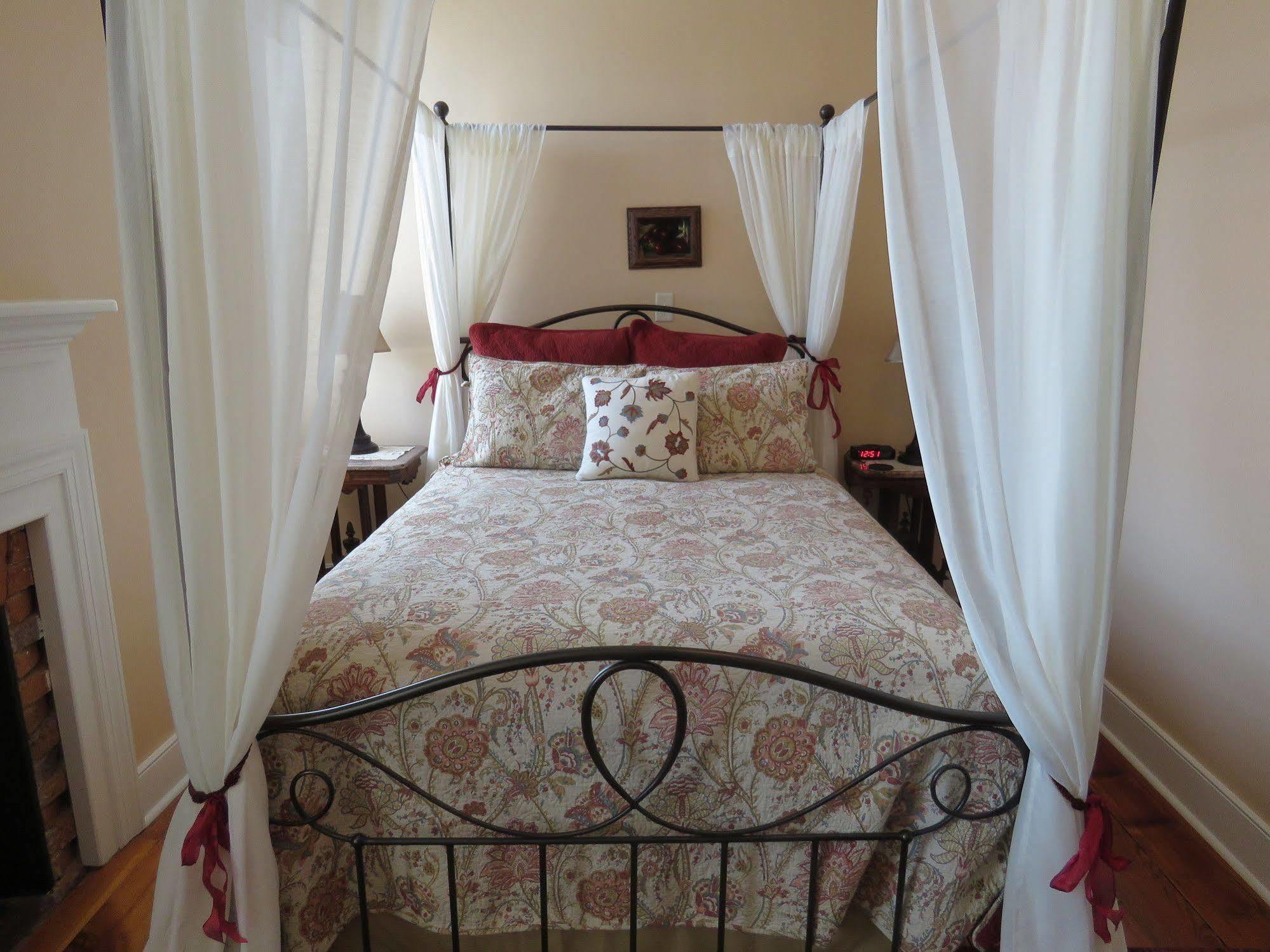 גטיסברג The Swope Manor Bed & Breakfast מראה חיצוני תמונה
