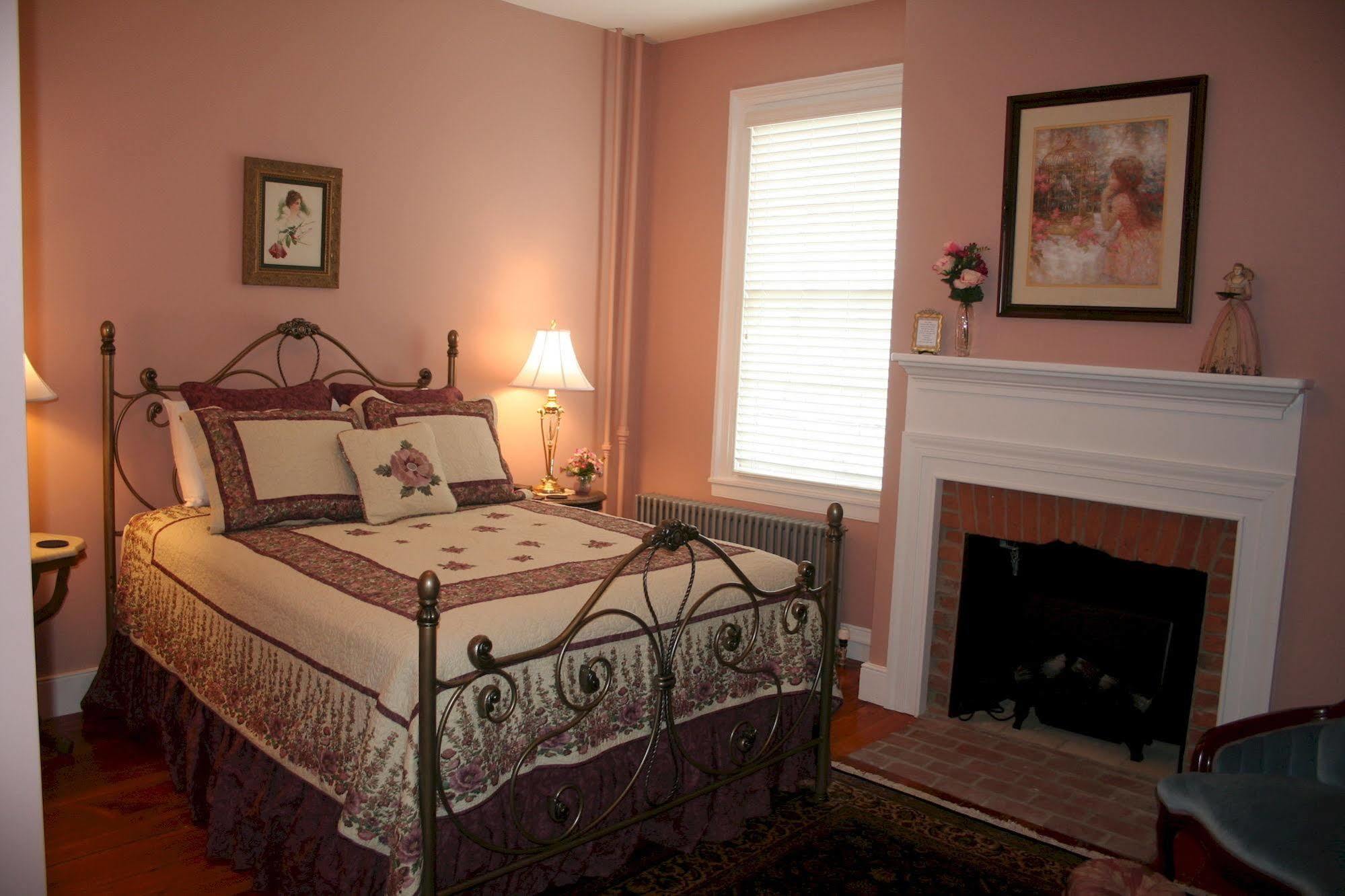 גטיסברג The Swope Manor Bed & Breakfast מראה חיצוני תמונה